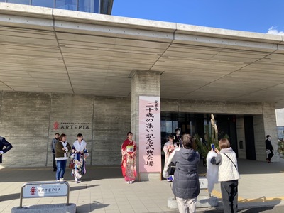 会場外